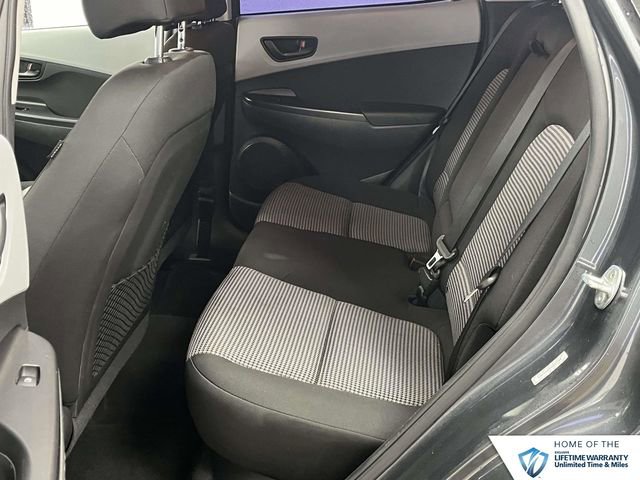 Used 2021 Hyundai Kona SE image 15