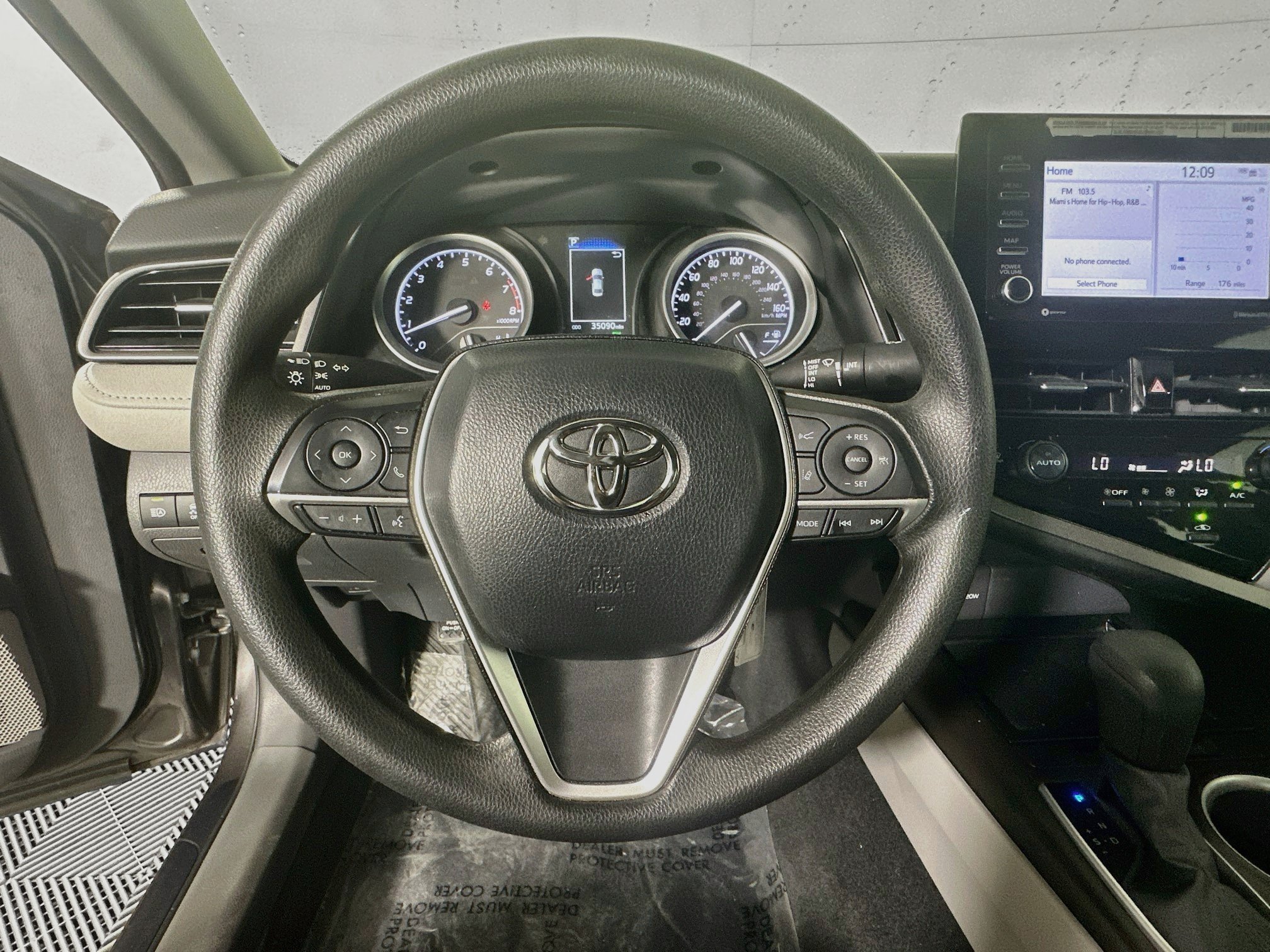 Used 2024 Toyota Camry LE w/ Convenience Package FWD image 15