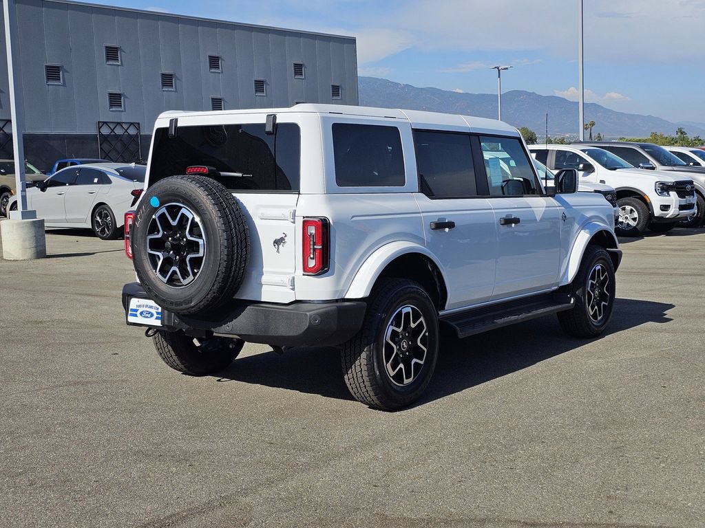 New 2026 Ford Bronco Outer Banks AWD/4WD image 8