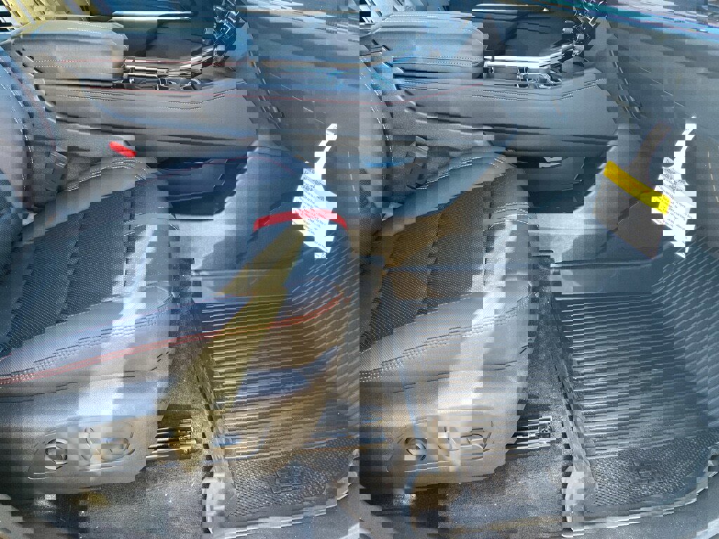 New 2026 Chevrolet Traverse RS w/ LPO, Floor Liner Package image 21