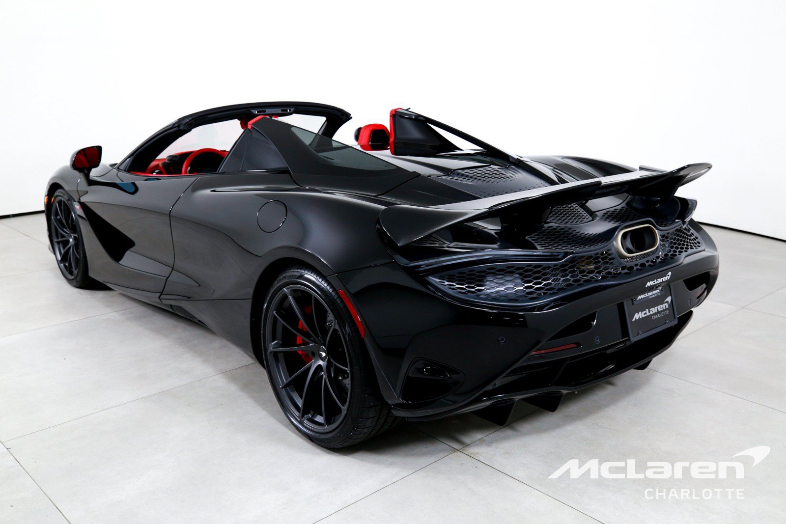 New 2026 McLaren 750S Spider RWD image 8