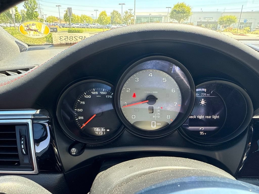 Used 2015 Porsche Macan S AWD/4WD image 11
