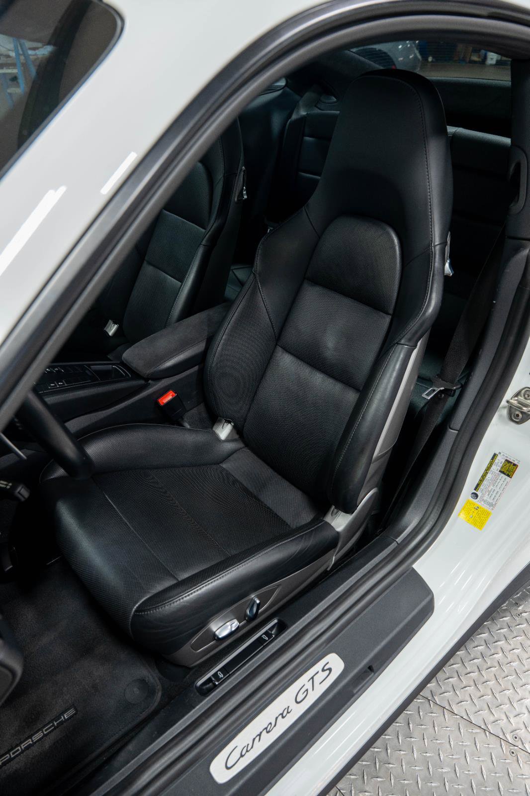 Used 2018 Porsche 911 Carrera GTS image 89