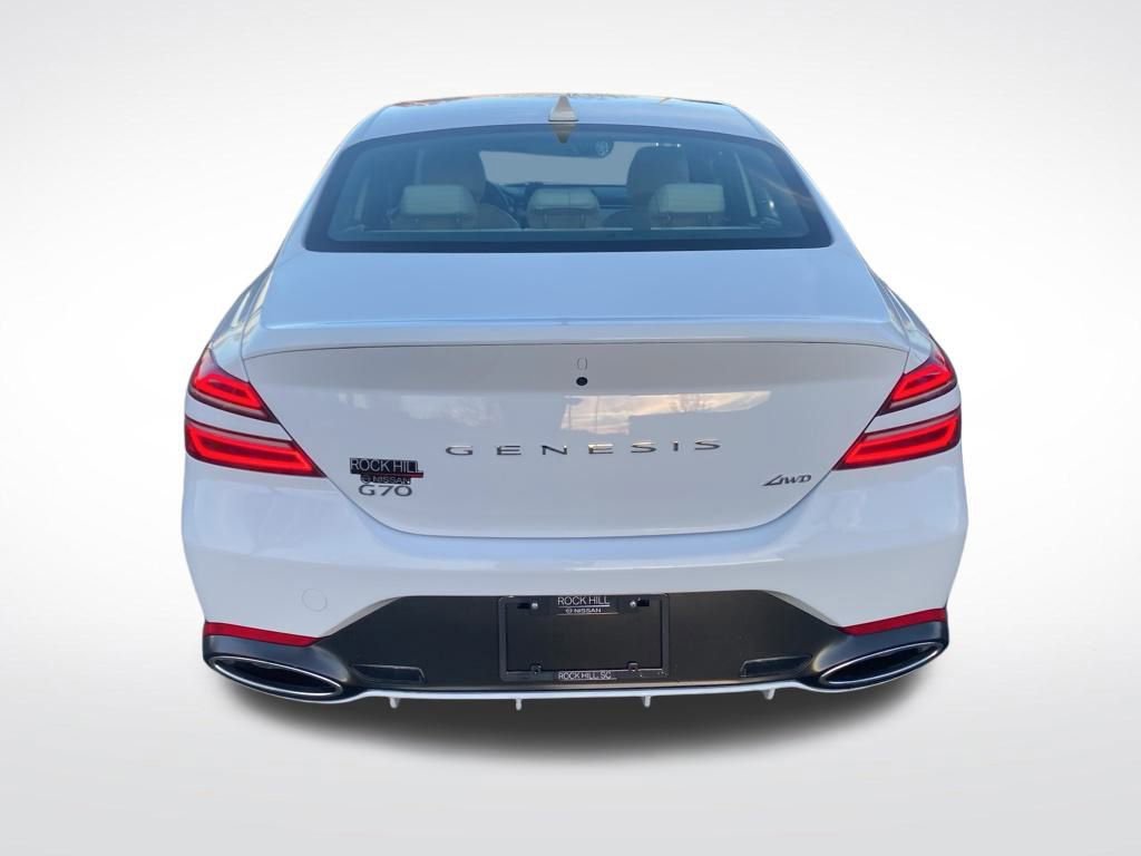 Used 2025 Genesis G70 2.5T image 6