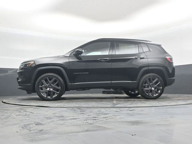 New 2026 Jeep Compass Latitude image 43
