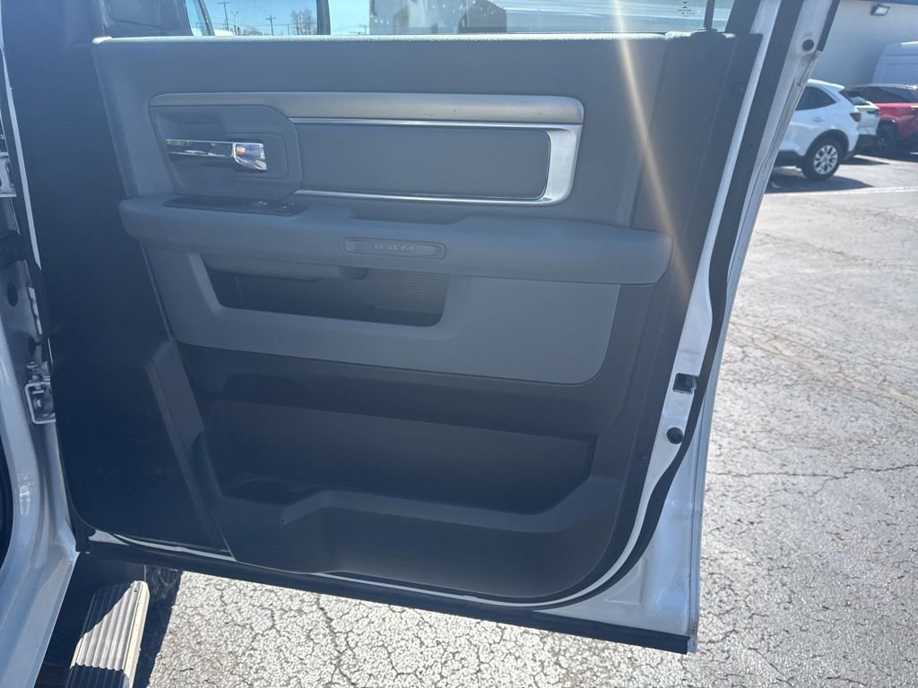 Used 2016 RAM 1500 Big Horn AWD/4WD image 29