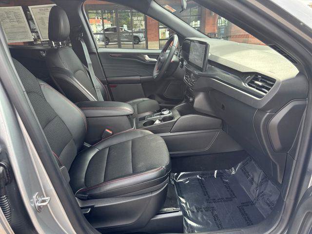 Used 2023 Ford Escape ST-Line w/ Tech Pack #1 image 19