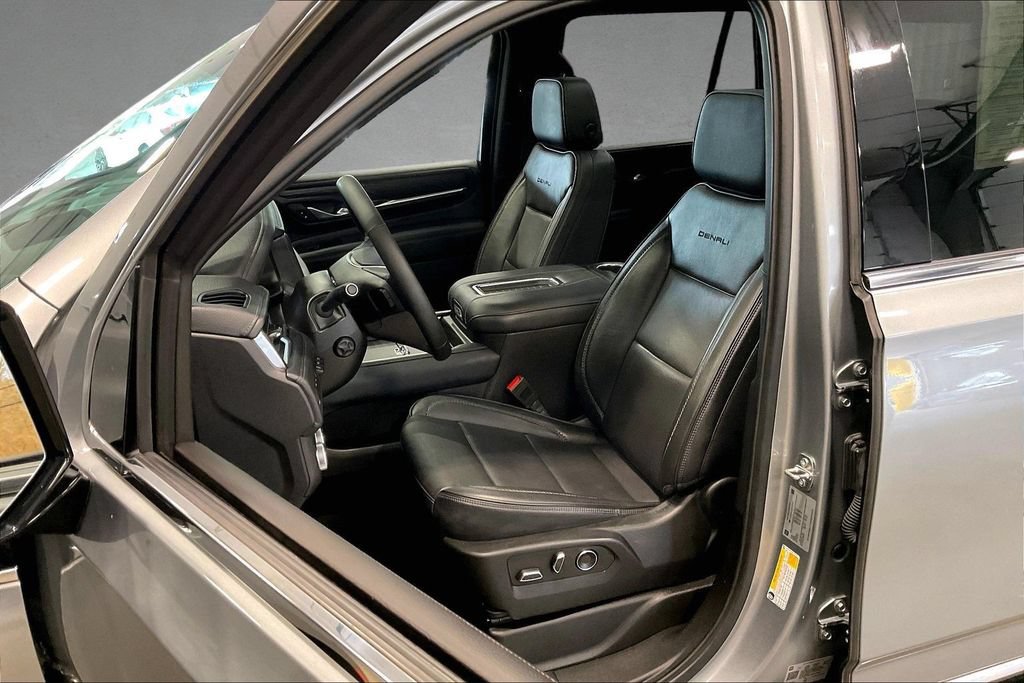 Used 2024 GMC Yukon Denali AWD/4WD image 22