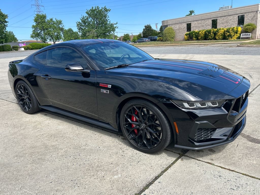 Used 2024 Ford Mustang GT Premium RWD image 9