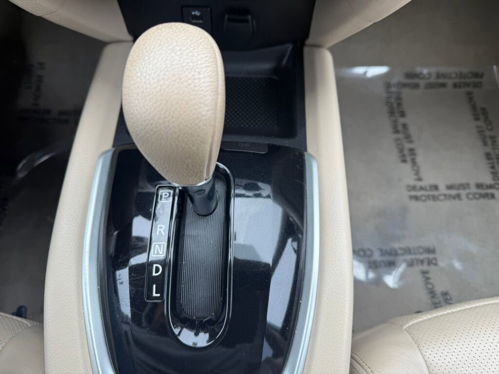 Used 2014 Nissan Rogue SL image 18