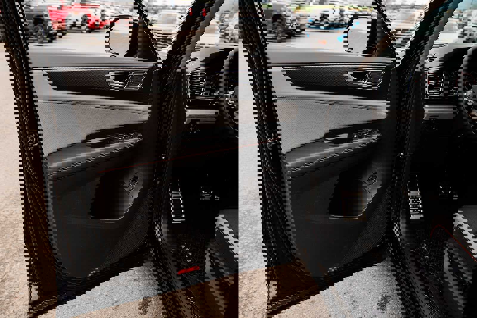 New 2025 Volkswagen Atlas Peak Edition SE image 15