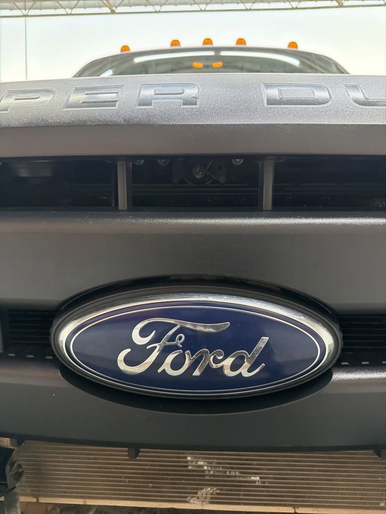 Used 2014 Ford F550 4x4 Crew Cab Super Duty image 45