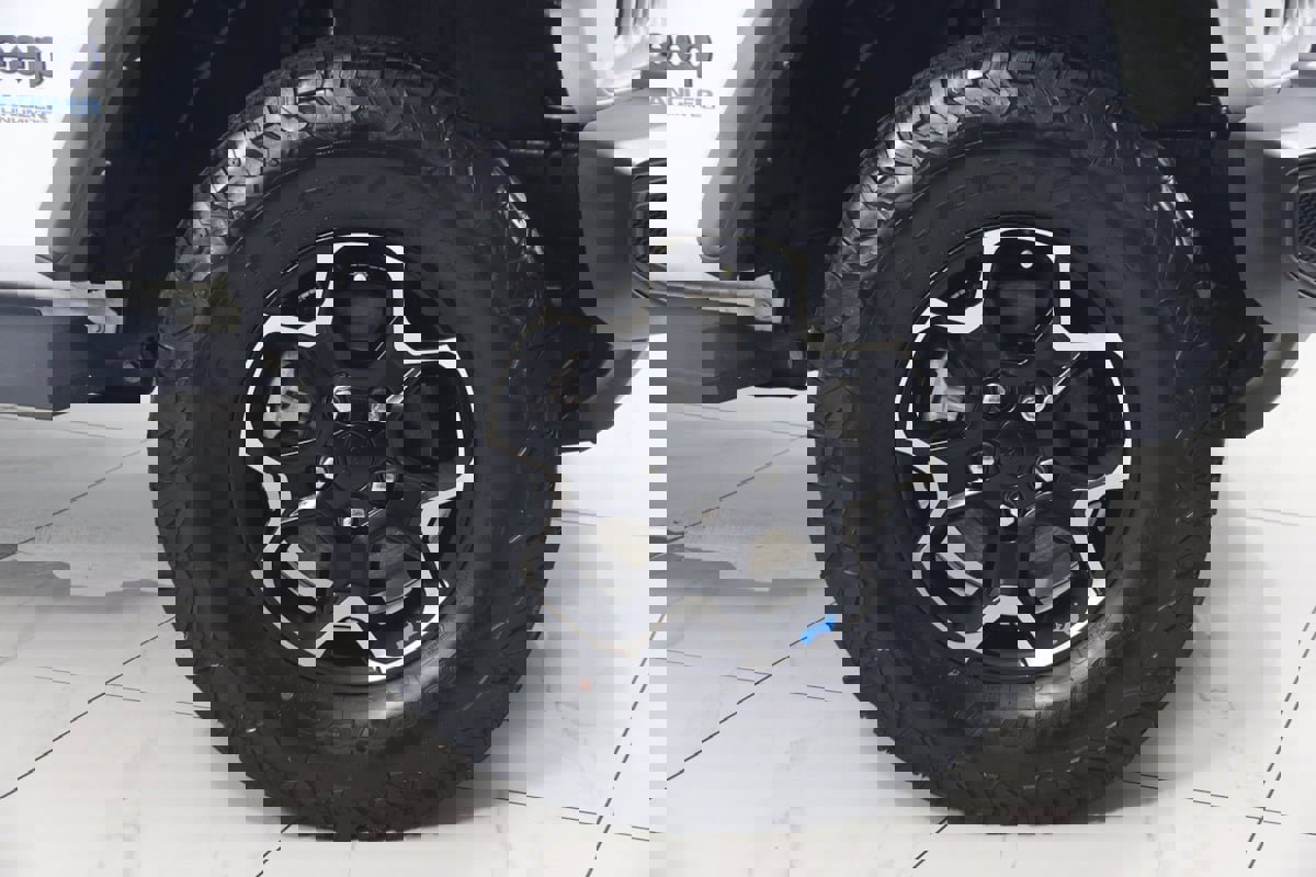 Used 2021 Jeep Wrangler Unlimited Rubicon 4xe image 15