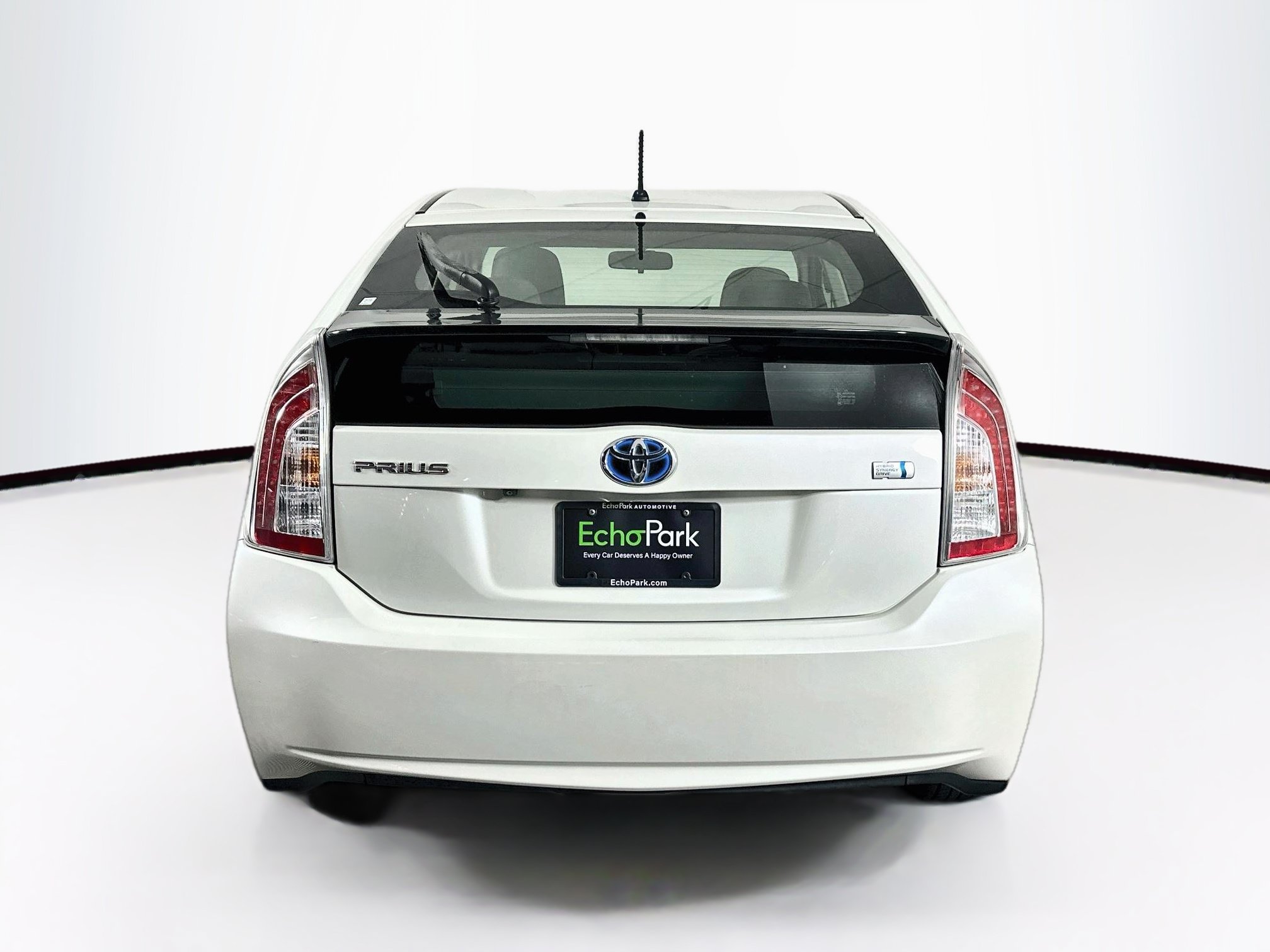 Used 2015 Toyota Prius Two FWD image 7
