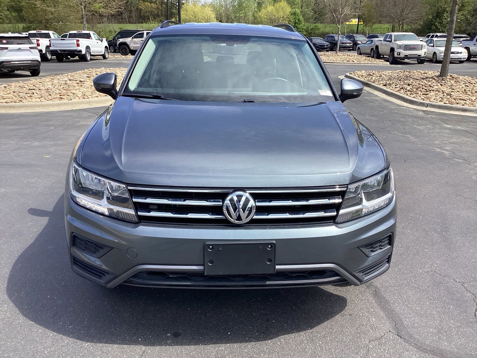 Used 2021 Volkswagen Tiguan SE image 4