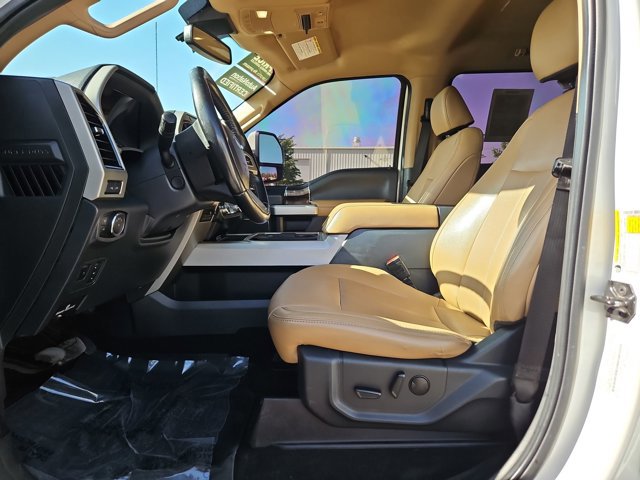 Used 2022 Ford F250 Lariat w/ Lariat Ultimate Package AWD/4WD image 16