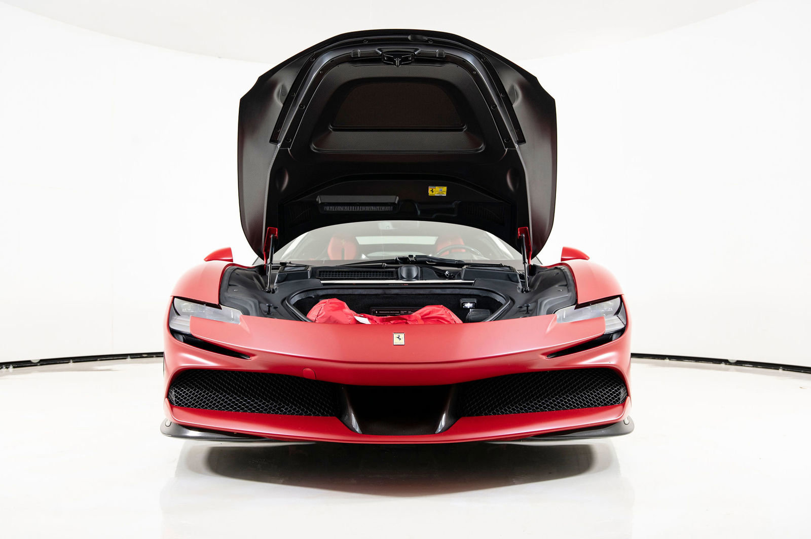 Certified 2022 Ferrari SF90 Stradale image 30