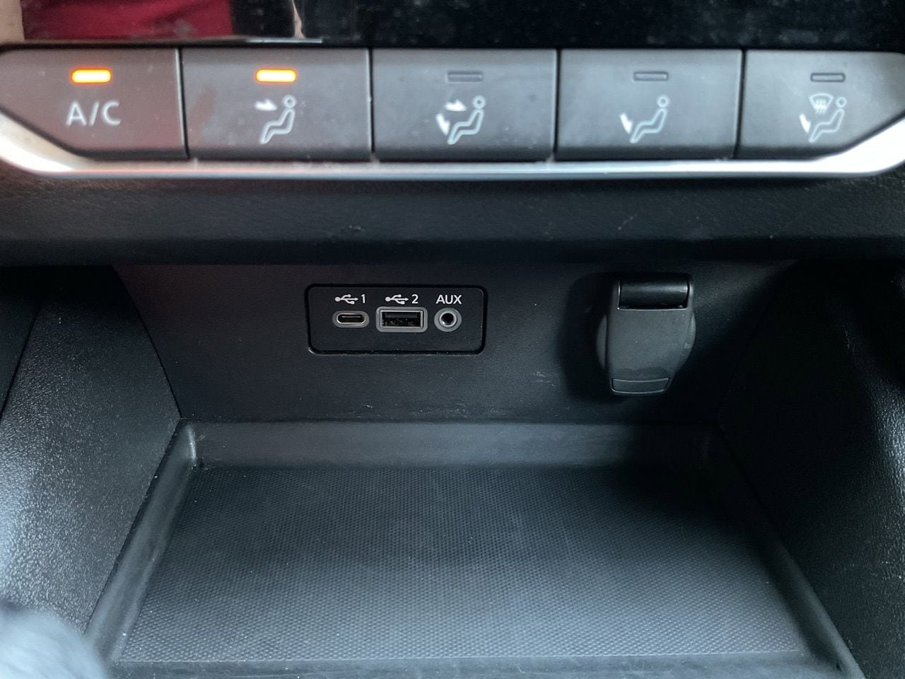 Used 2025 Nissan Sentra S FWD image 24