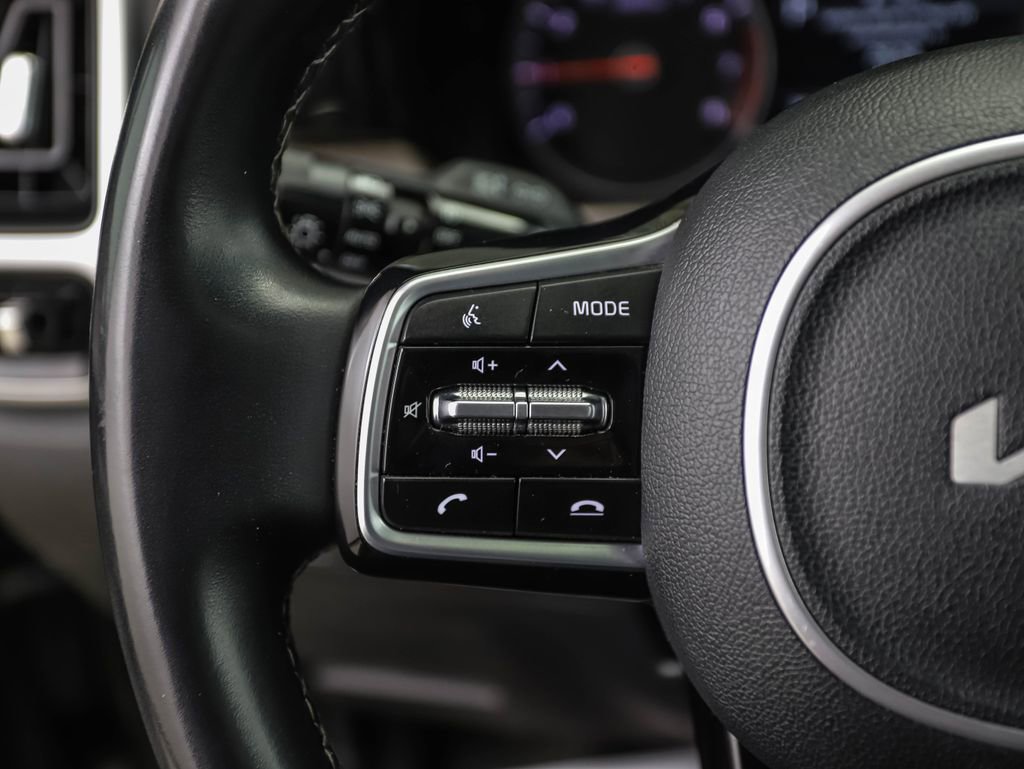 Used 2022 Kia Sorento X-Line EX image 12