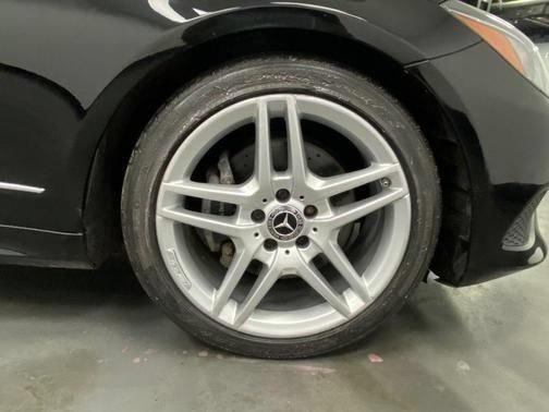 Used 2015 Mercedes-Benz E 400 4MATIC Coupe image 16