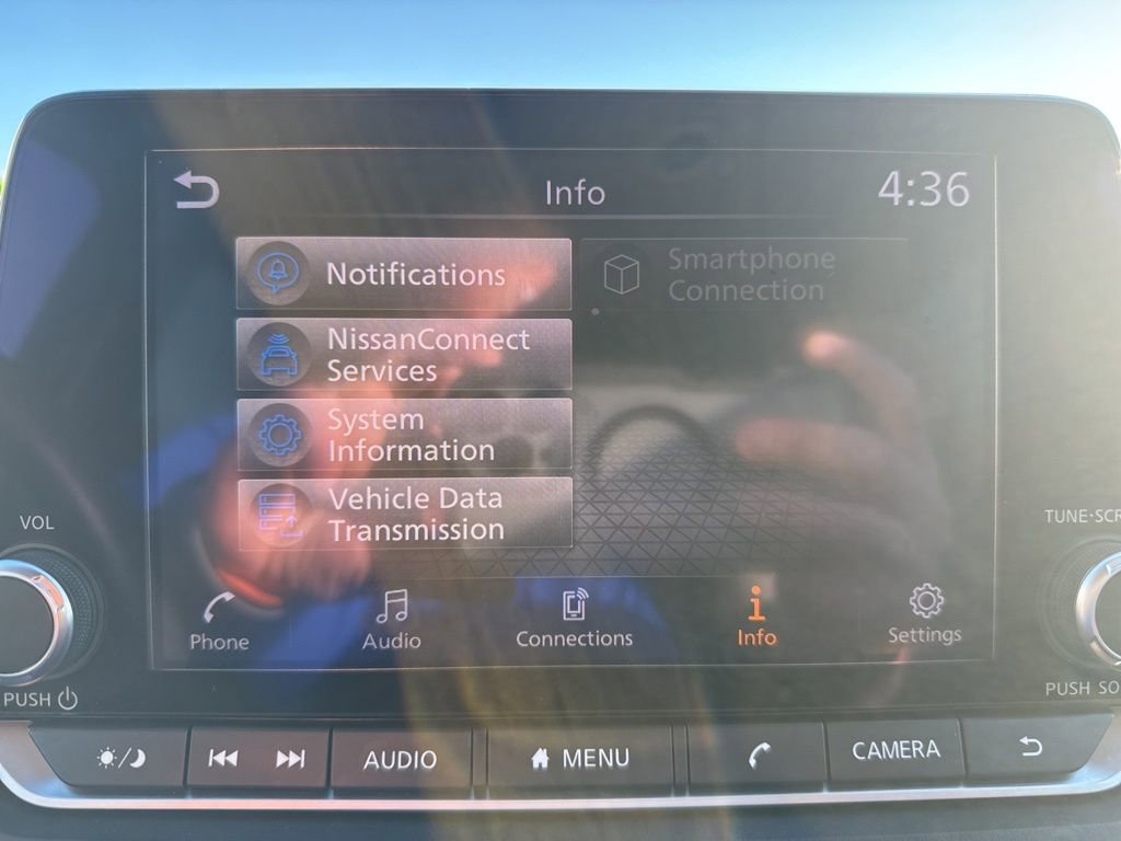 Used 2023 Nissan Rogue SV image 13