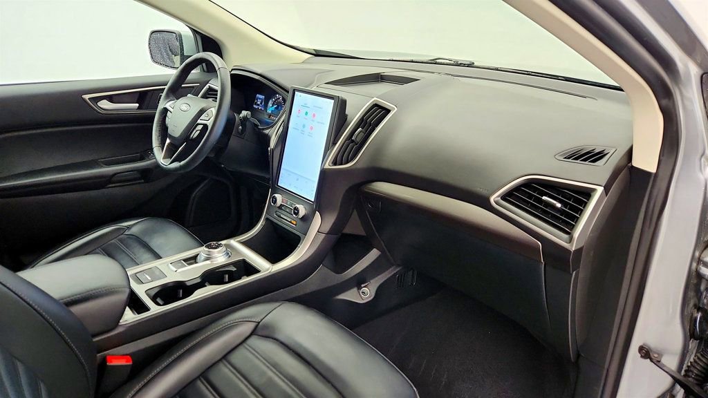Used 2024 Ford Edge SEL image 25