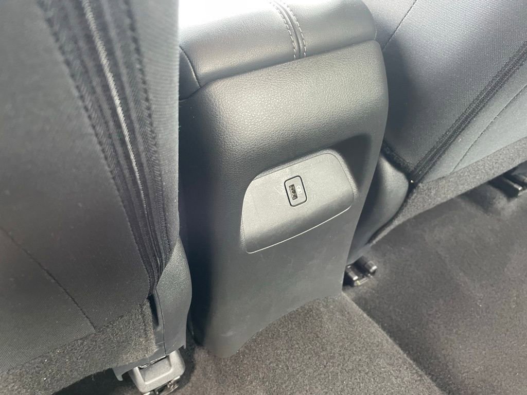 Used 2025 Nissan Sentra SV FWD image 17