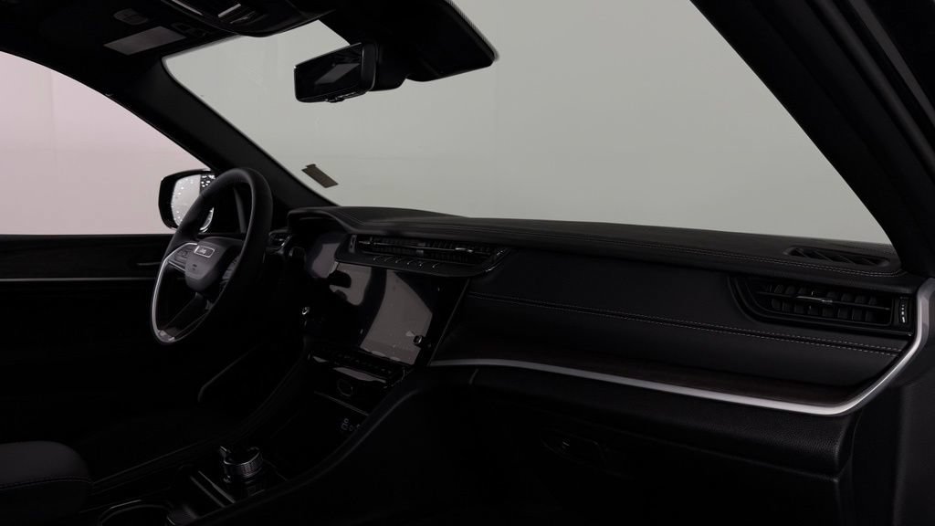 New 2026 Jeep Grand Cherokee Limited AWD/4WD image 31
