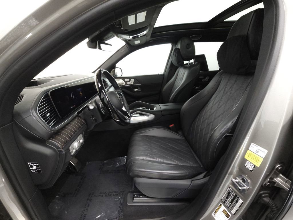 Used 2025 Mercedes-Benz Maybach GLS 600 4MATIC image 8