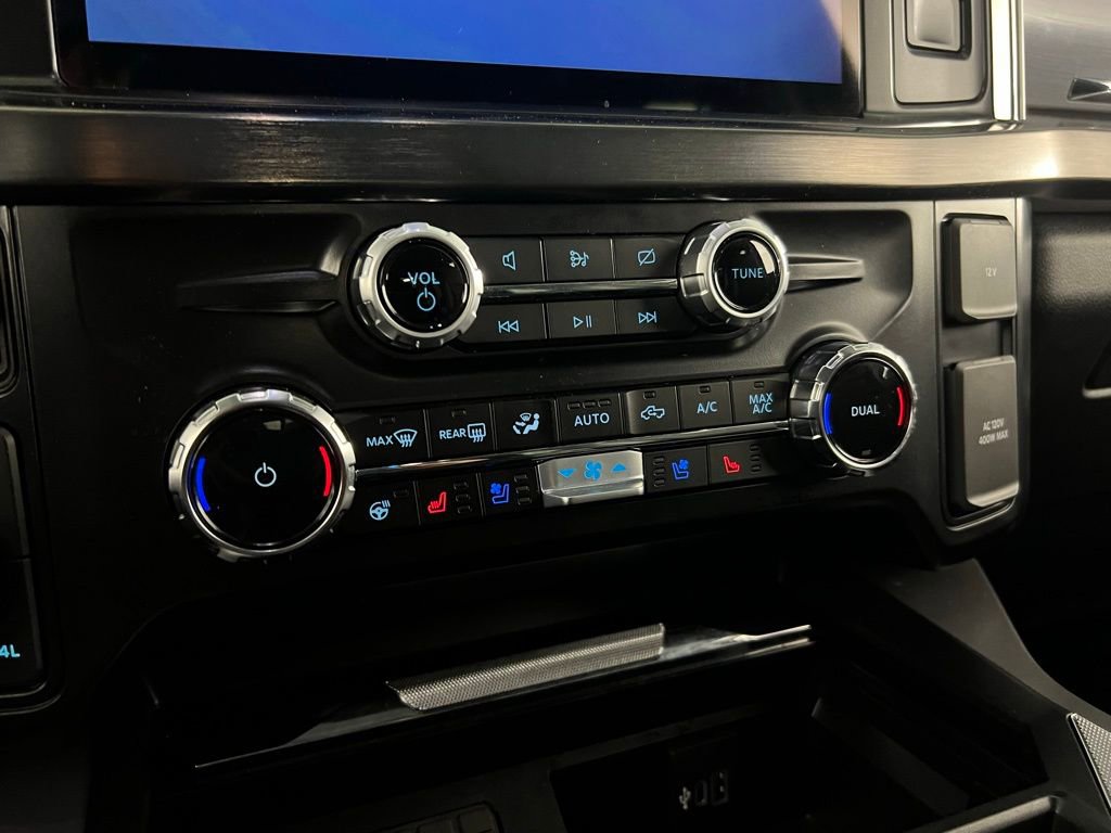 Used 2024 Ford F250 Lariat AWD/4WD image 22