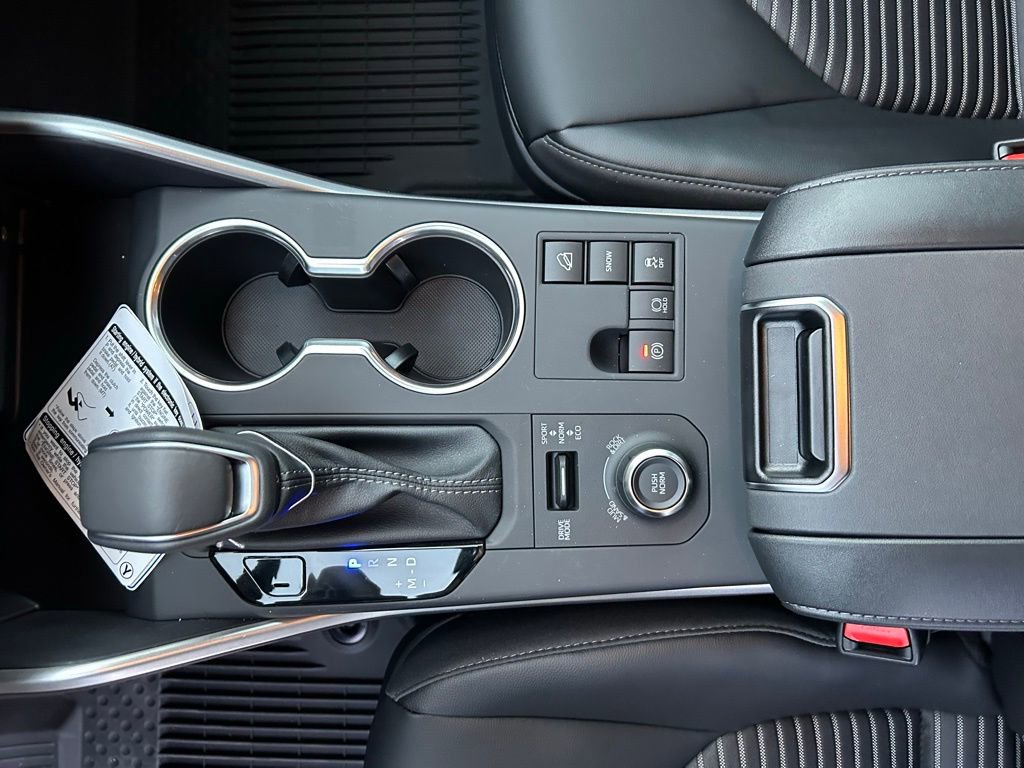 Used 2026 Toyota Highlander XSE image 23