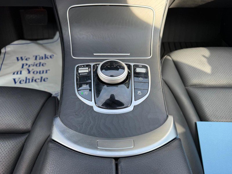 Used 2019 Mercedes-Benz GLC 300 4MATIC image 17