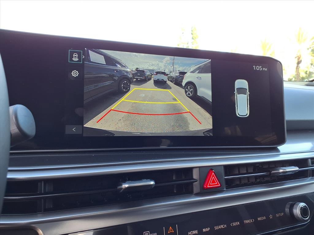 Used 2025 Kia Sorento EX w/ Panoramic Sunroof Package image 18