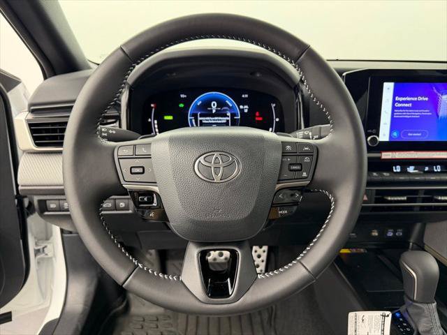 Used 2026 Toyota Camry SE FWD image 25