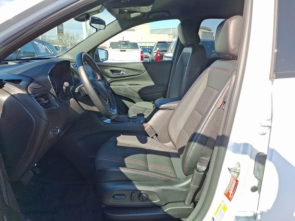 Certified 2023 Chevrolet Equinox RS FWD image 14