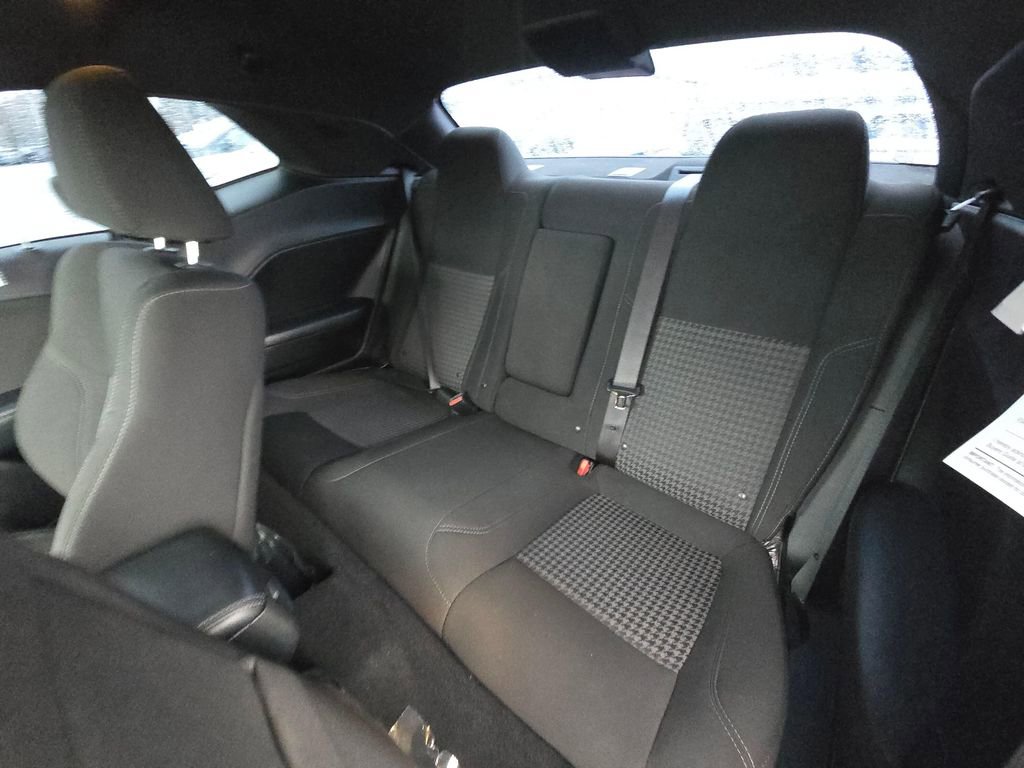 Used 2020 Dodge Challenger SXT image 14