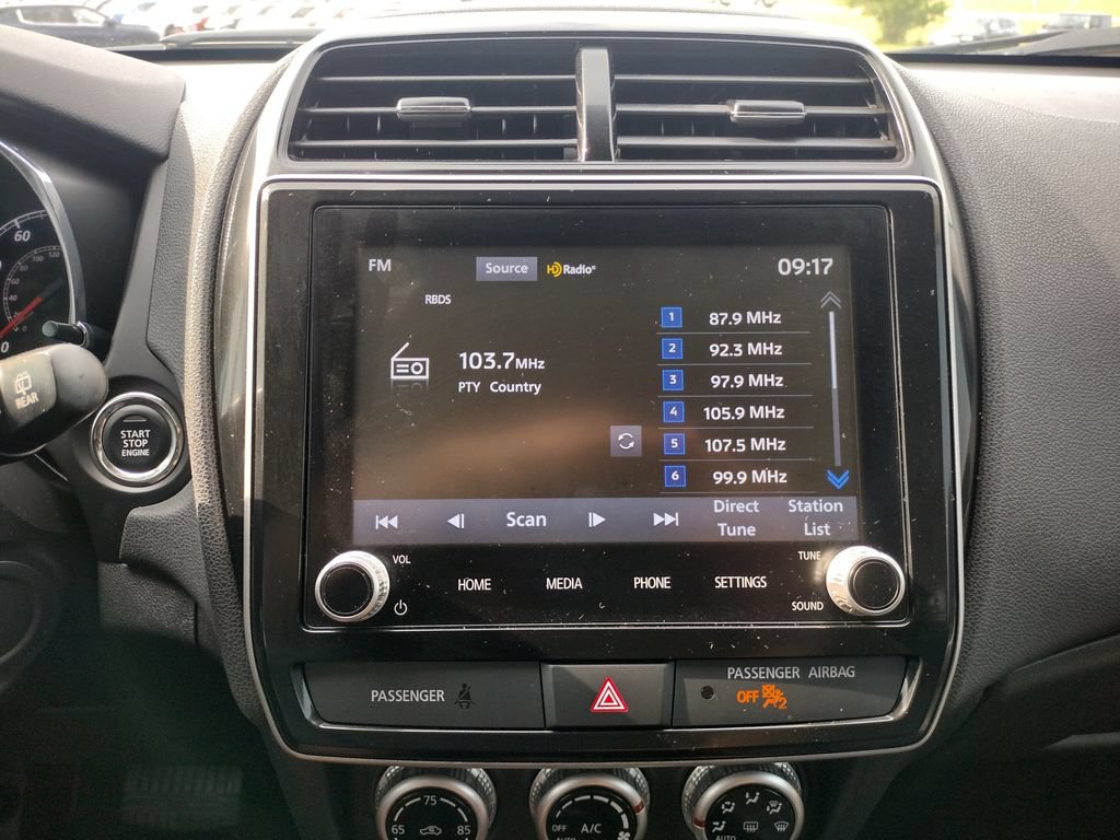 Used 2023 Mitsubishi Outlander Sport SE AWD/4WD image 3
