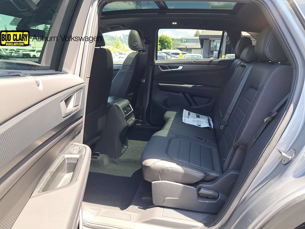 New 2026 Volkswagen Atlas Cross Sport SEL R-Line AWD/4WD image 24