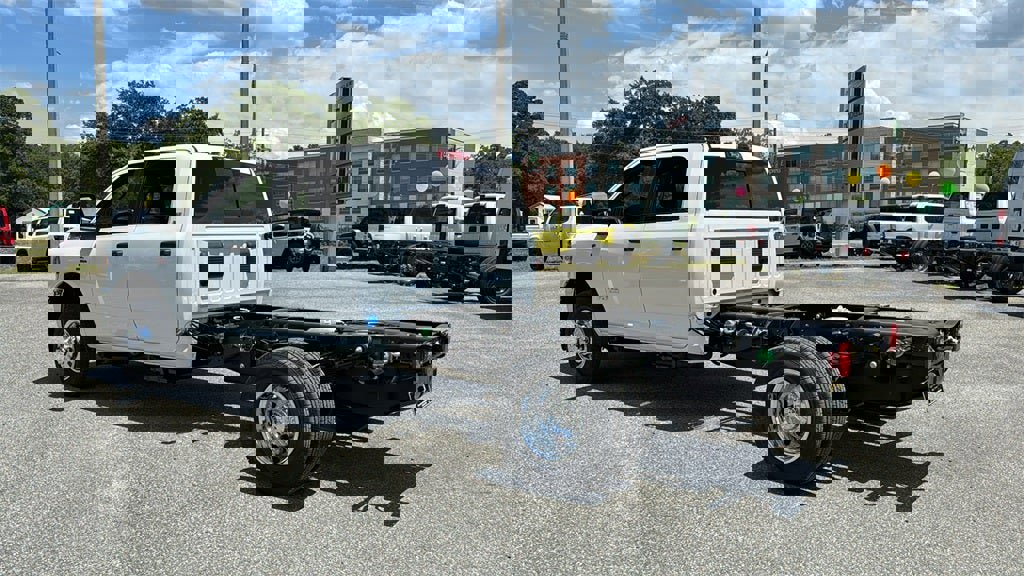 New 2024 RAM 3500 SLT w/ Quick Order Package 2YG SLT image 3