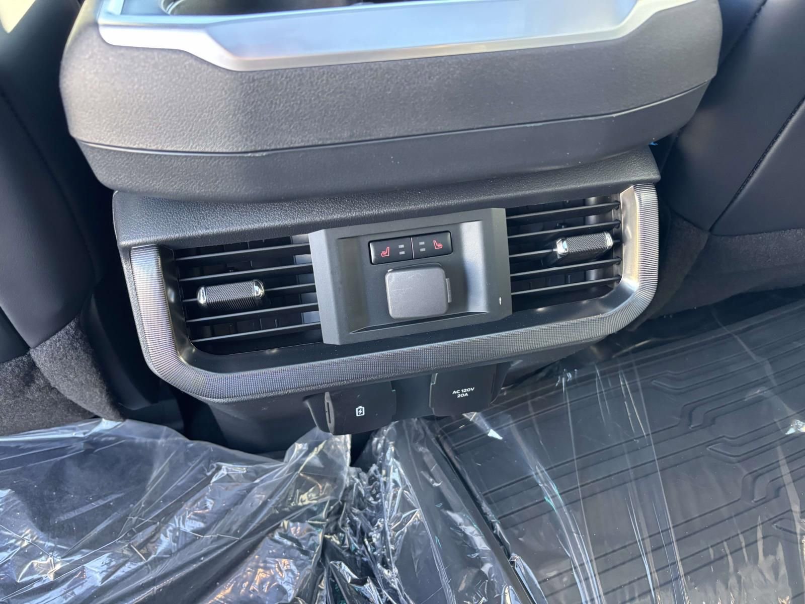 New 2025 Ford F150 Platinum w/ Equipment Group 702A High image 35