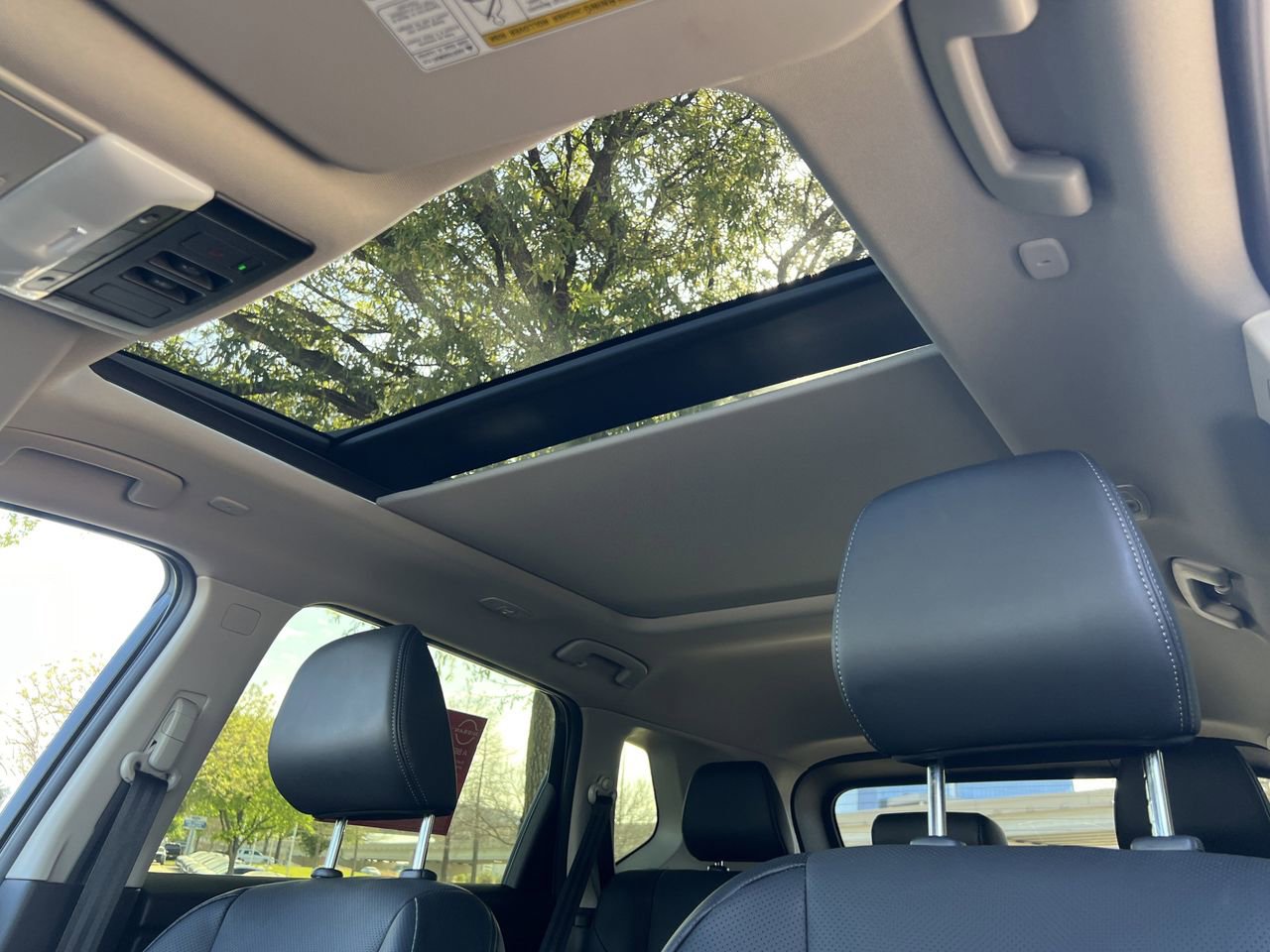 Certified 2025 Nissan Rogue Platinum image 25