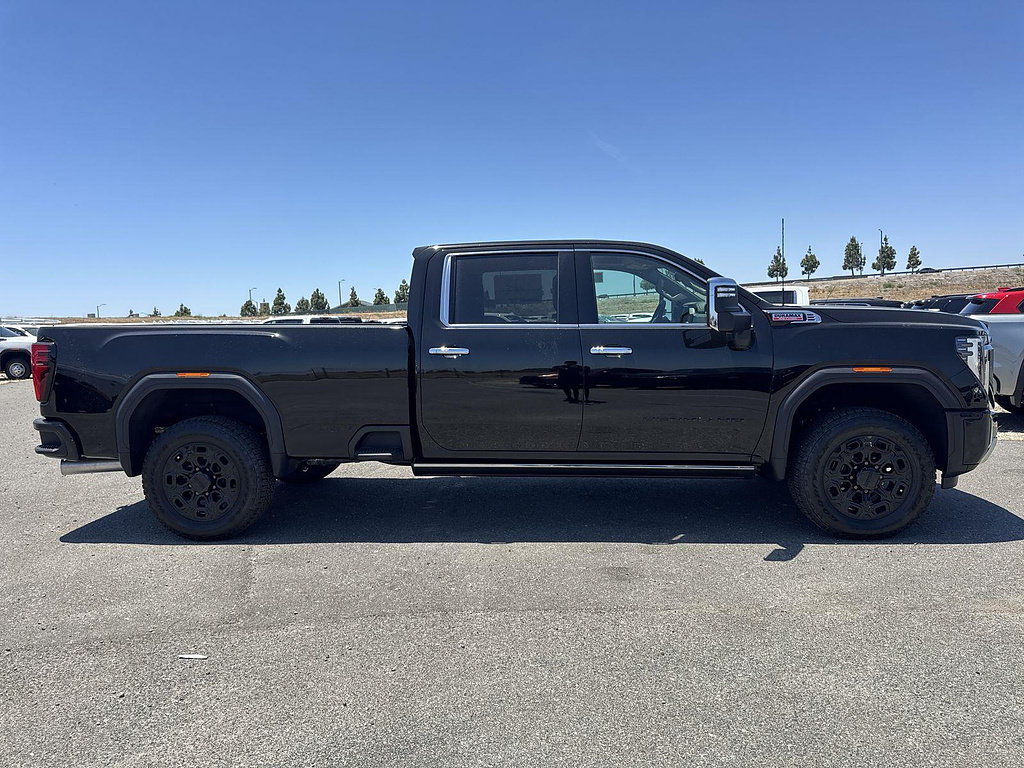 New 2026 GMC Sierra 2500 Denali w/ Denali Reserve Package AWD/4WD image 3