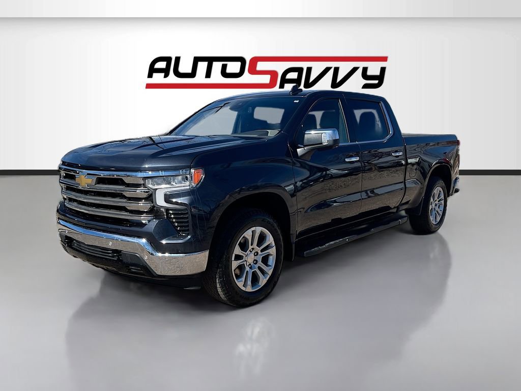 Used 2023 Chevrolet Silverado 1500 LTZ AWD/4WD image 3