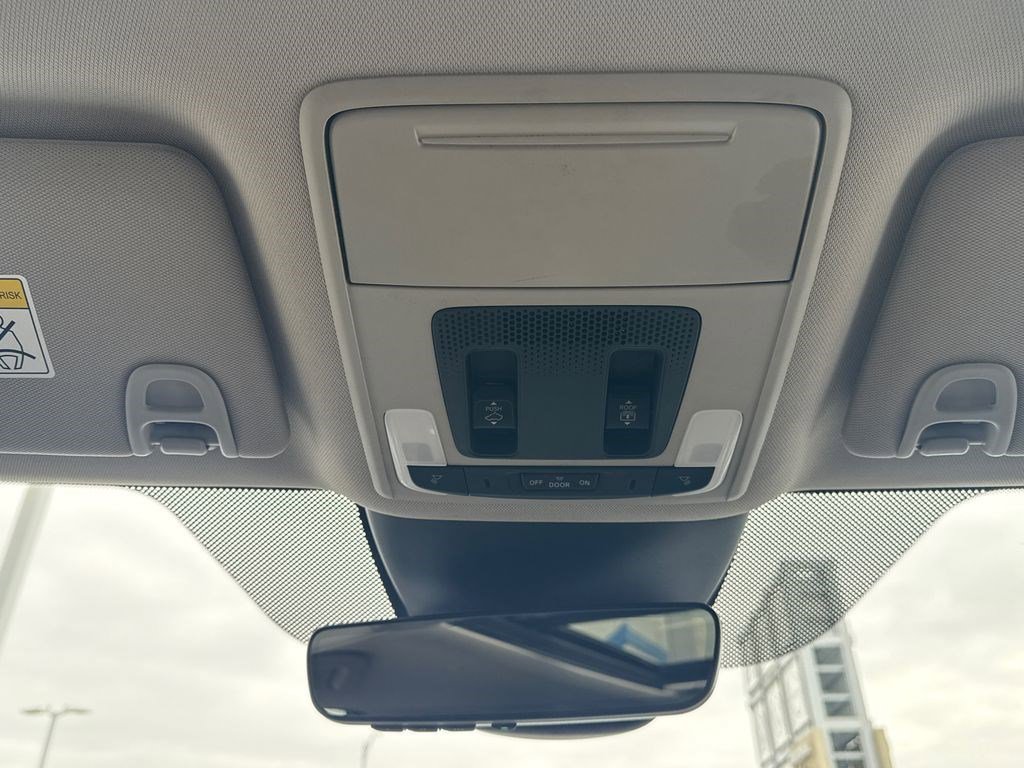 Certified 2023 Honda Pilot Elite image 37