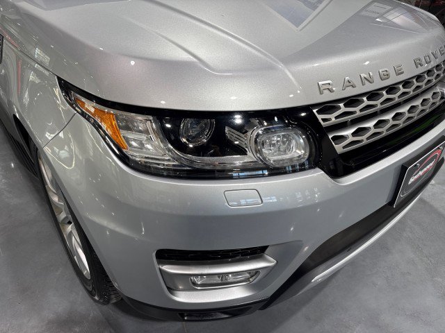 Used 2016 Land Rover Range Rover Sport HSE image 30