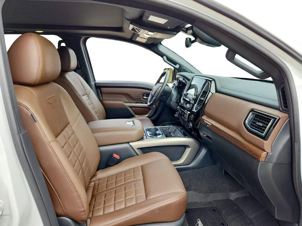 Used 2024 Nissan Titan Platinum Reserve w/ Moonroof Package image 24