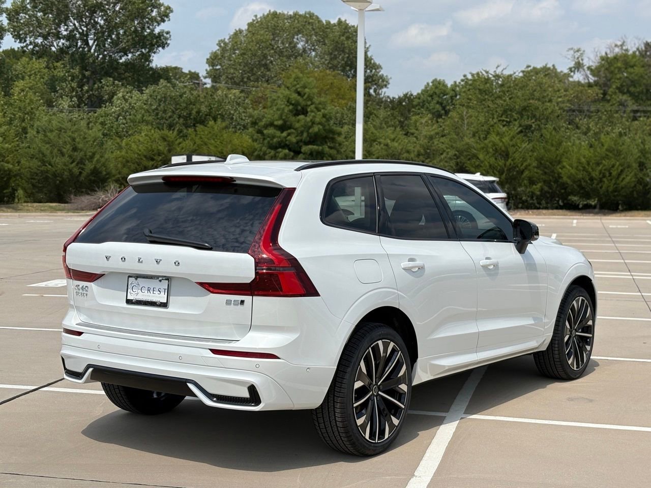 New 2026 Volvo XC60 B5 Ultra w/ Protection Package Premier image 6