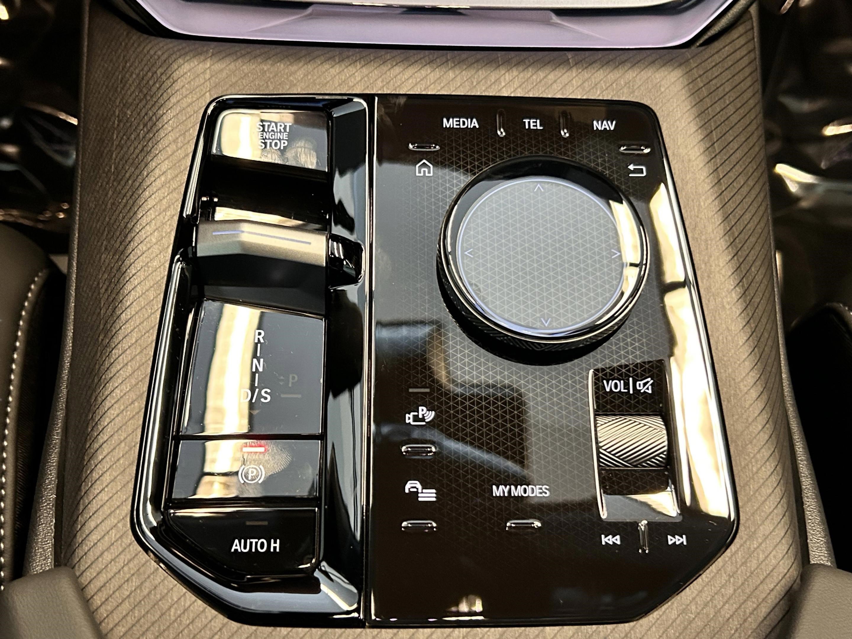 Used 2026 BMW X3 xDrive30 w/ Convenience Package AWD/4WD image 10