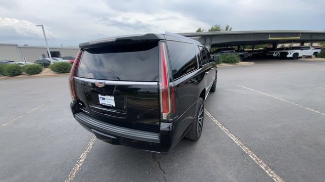 Used 2019 Cadillac Escalade ESV Platinum AWD/4WD image 8