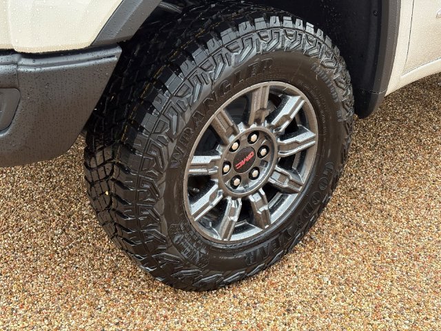 New 2026 GMC Sierra 1500 AT4X AWD/4WD image 9